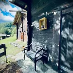 Huettli Weitblick 10 Minuten Zur Skigondel Und Aletschgletscher アパート