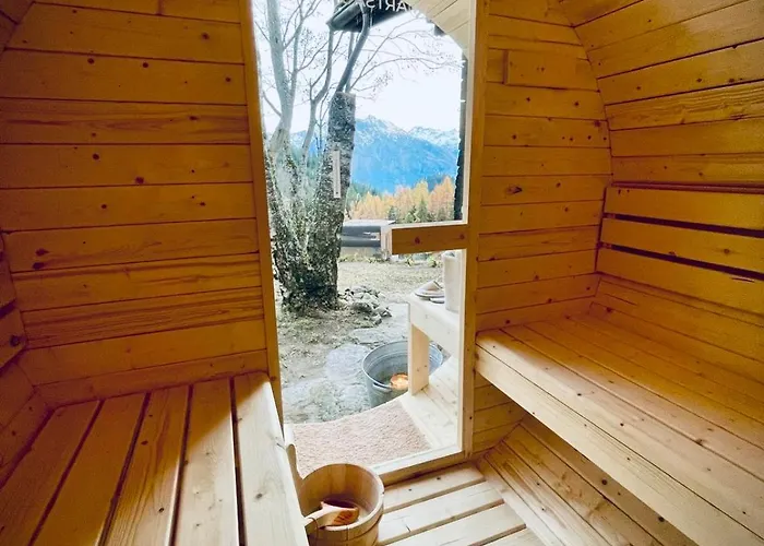 Huettli Weitblick 10 Minuten Zur Skigondel Und Aletschgletscher