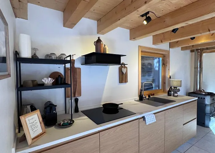 Huettli Weitblick 10 Minuten Zur Skigondel Und Aletschgletscher